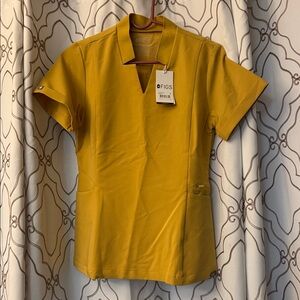 Figs XS Inala slim scrub top Gold (limited Edition)